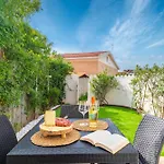 Holiday home 1' From The Sea, With Garden In Cagliari