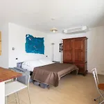 1' From The Sea, With Garden In Holiday home *