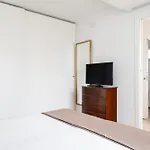 1' From The Sea, With Garden In 펜션