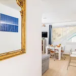 펜션 1' From The Sea, With Garden In *