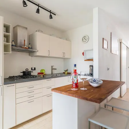 1' From The Sea, With Garden In * Cagliari