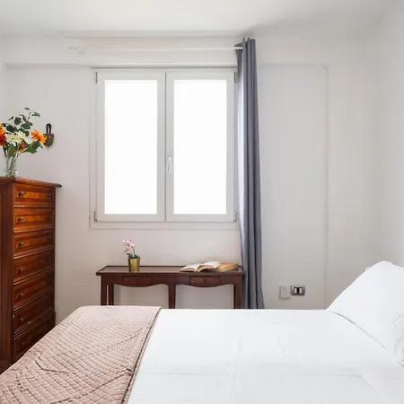 1' From The Sea, With Garden In * Cagliari